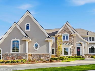 5011 Rockaway Lane, Clarkston, MI 48348