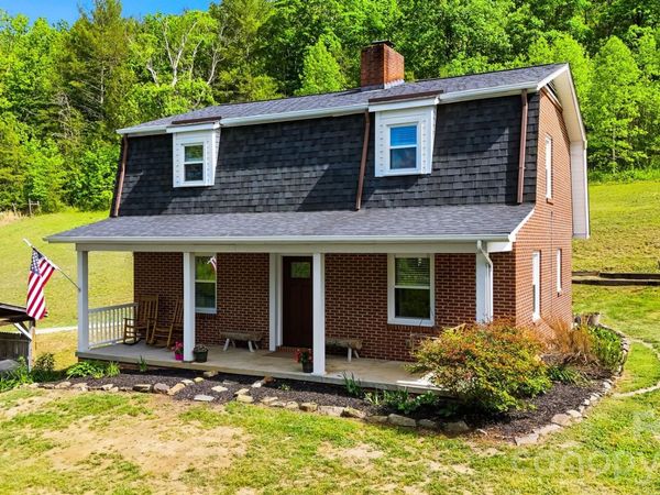 4316 Grandin Road , Lenoir, NC 28645
