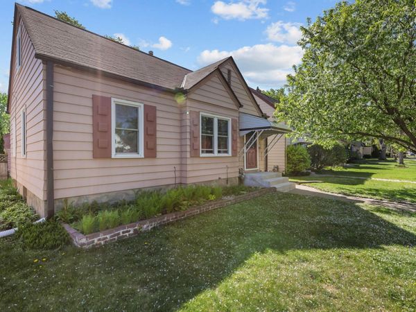 3738 Noble Avenue N, Robbinsdale, MN 55422