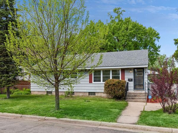 1073 Eleanor Avenue, Saint Paul, MN 55116