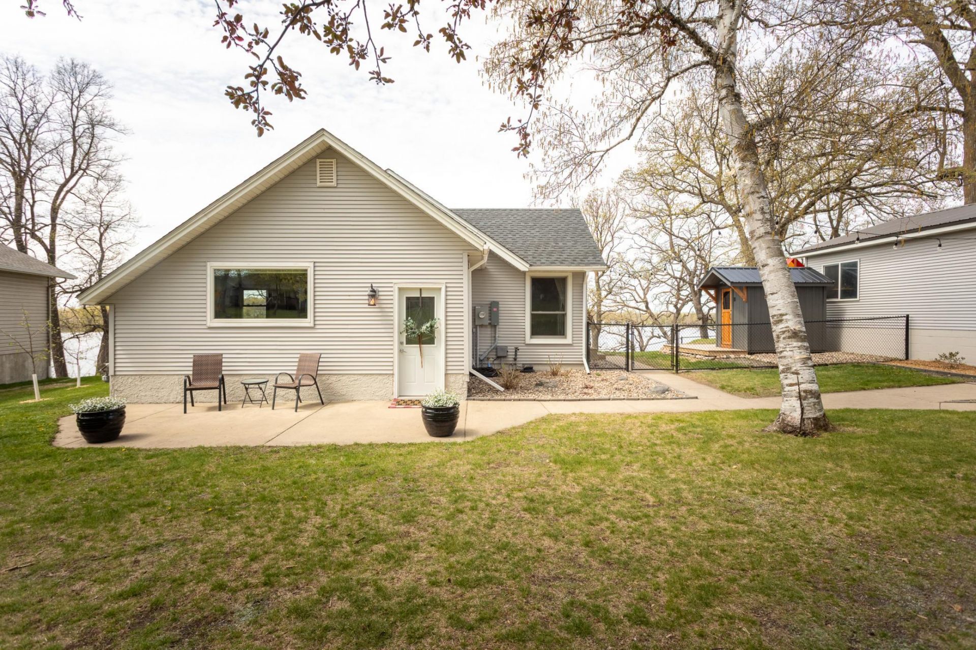 524 E Lake Cowdry Road NW, Alexandria, MN 56308