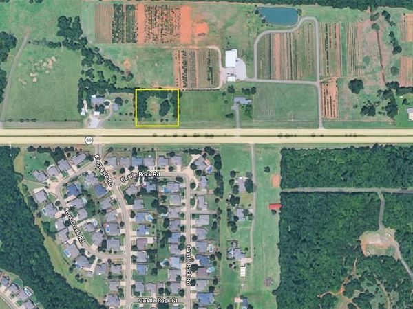 1633 W Main Street, Yukon, OK 73099