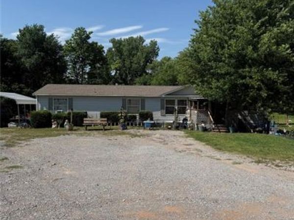 908 County Street 2983 , Blanchard, OK 73010