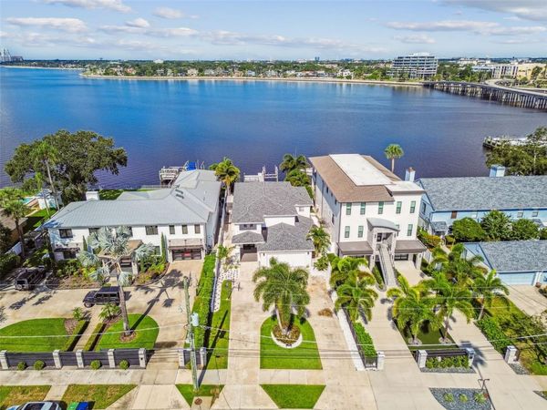 24 ADALIA AVENUE , TAMPA, FL 33606