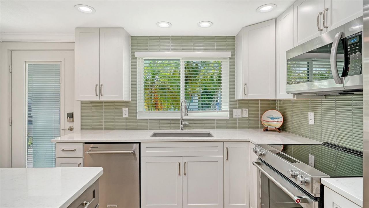 703 Spanish Drive S, Longboat Key, FL 34228 Photo