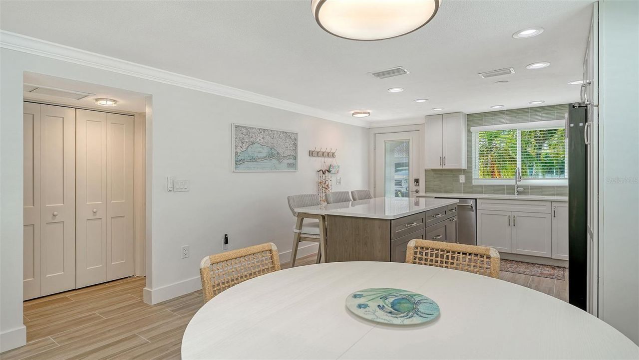 703 Spanish Drive S, Longboat Key, FL 34228 Photo