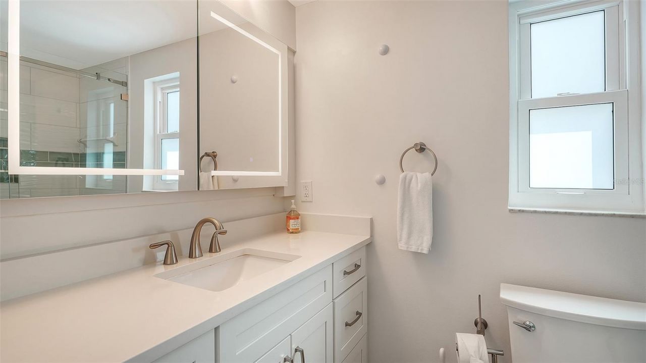 703 Spanish Drive S, Longboat Key, FL 34228 Photo