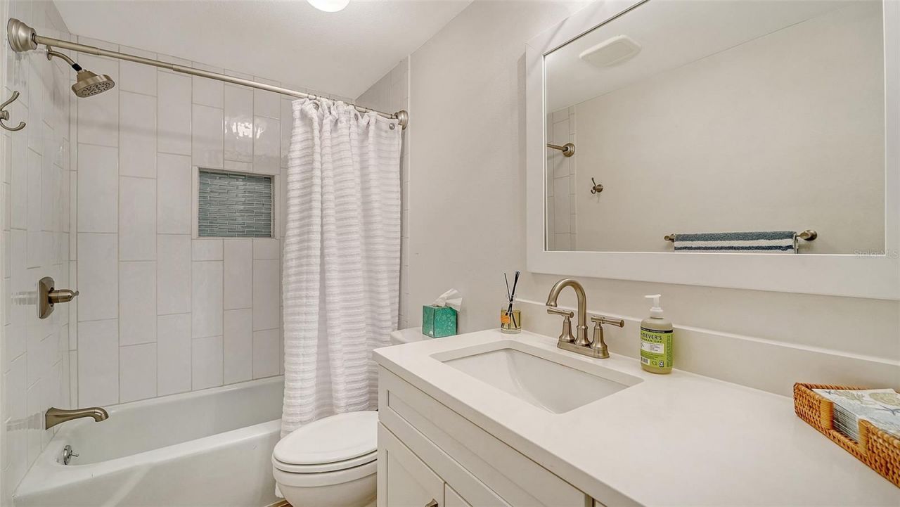 703 Spanish Drive S, Longboat Key, FL 34228 Photo