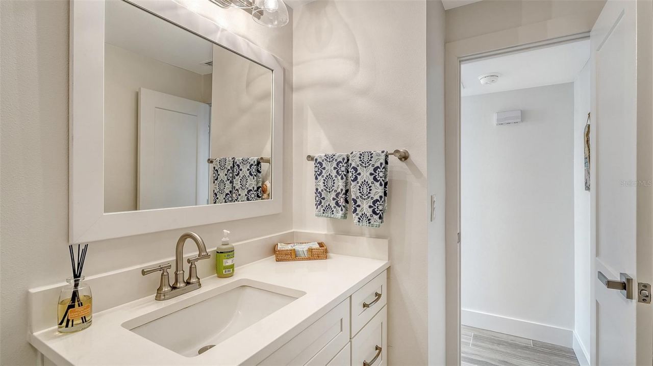 703 Spanish Drive S, Longboat Key, FL 34228 Photo