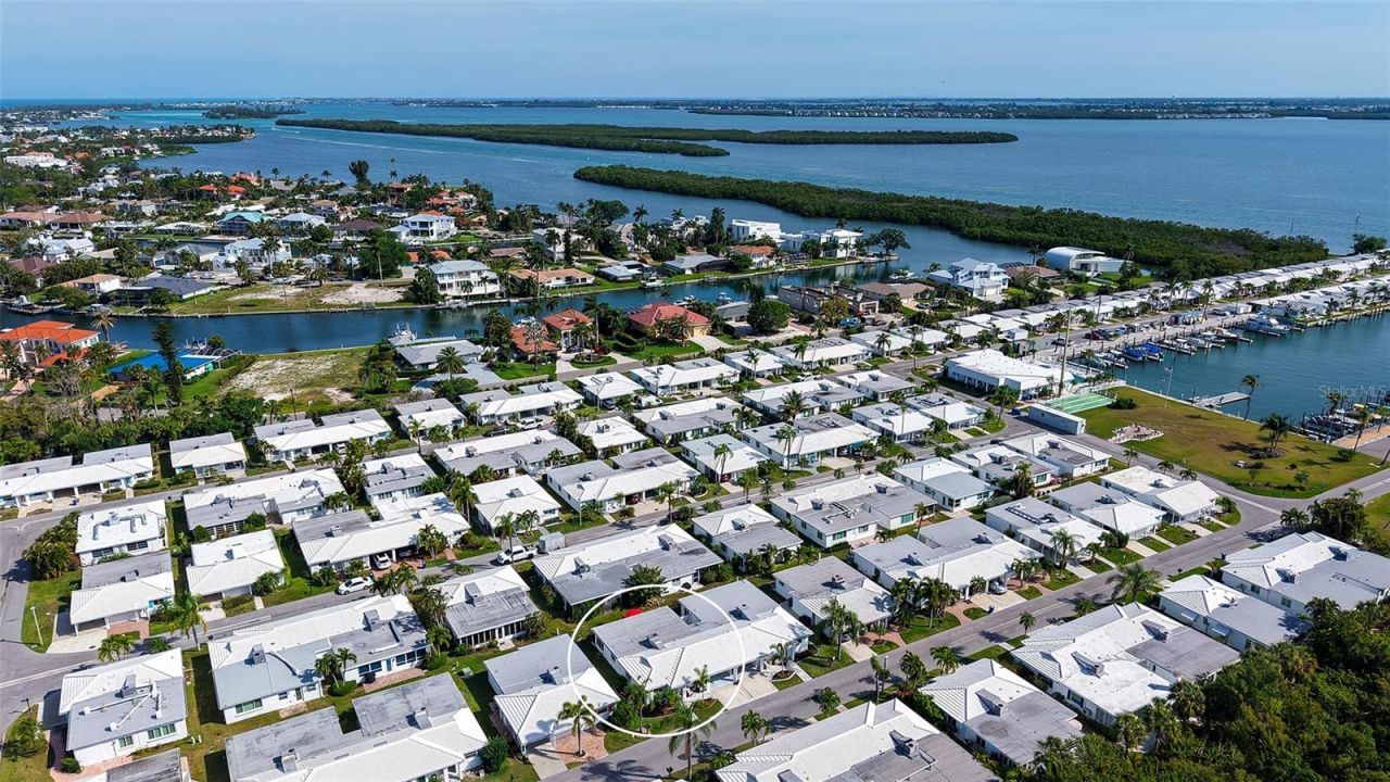 703 Spanish Drive S, Longboat Key, FL 34228 Photo