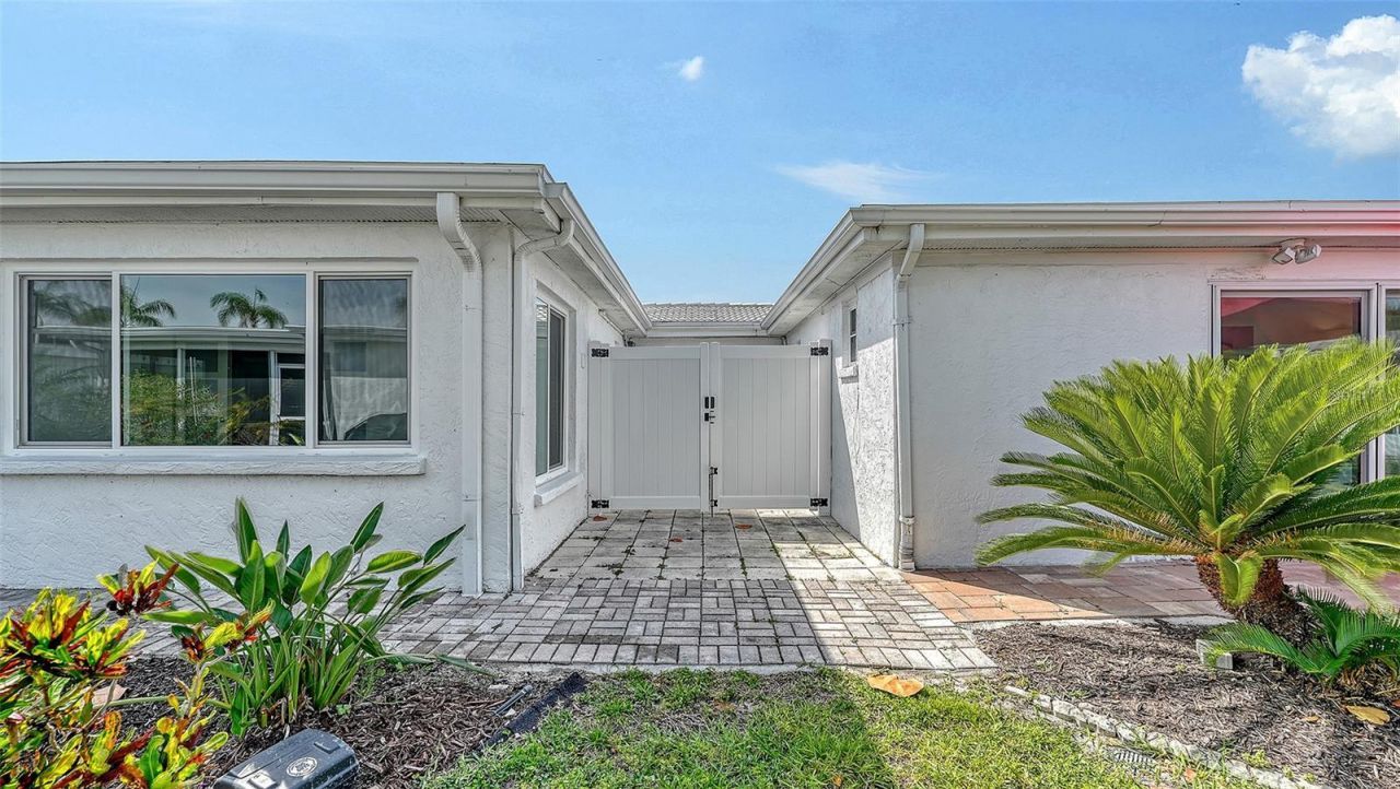 703 Spanish Drive S, Longboat Key, FL 34228 Photo