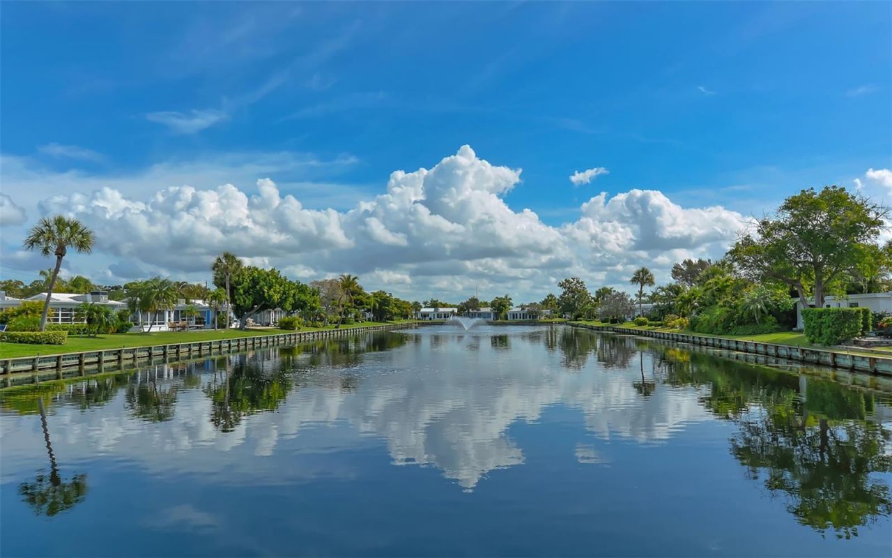 703 Spanish Drive S, Longboat Key, FL 34228 Photo