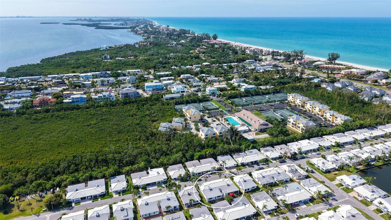 703 Spanish Drive S, Longboat Key, FL 34228 Photo