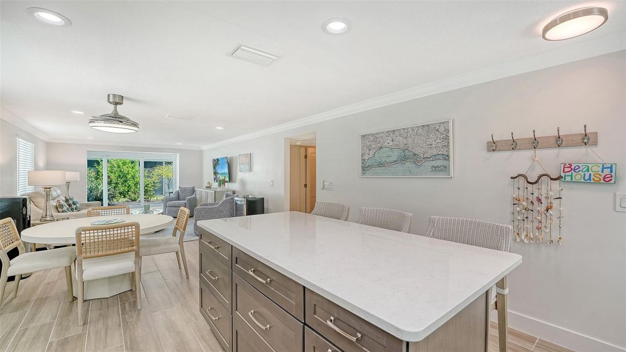 703 Spanish Drive S, Longboat Key, FL 34228 Photo