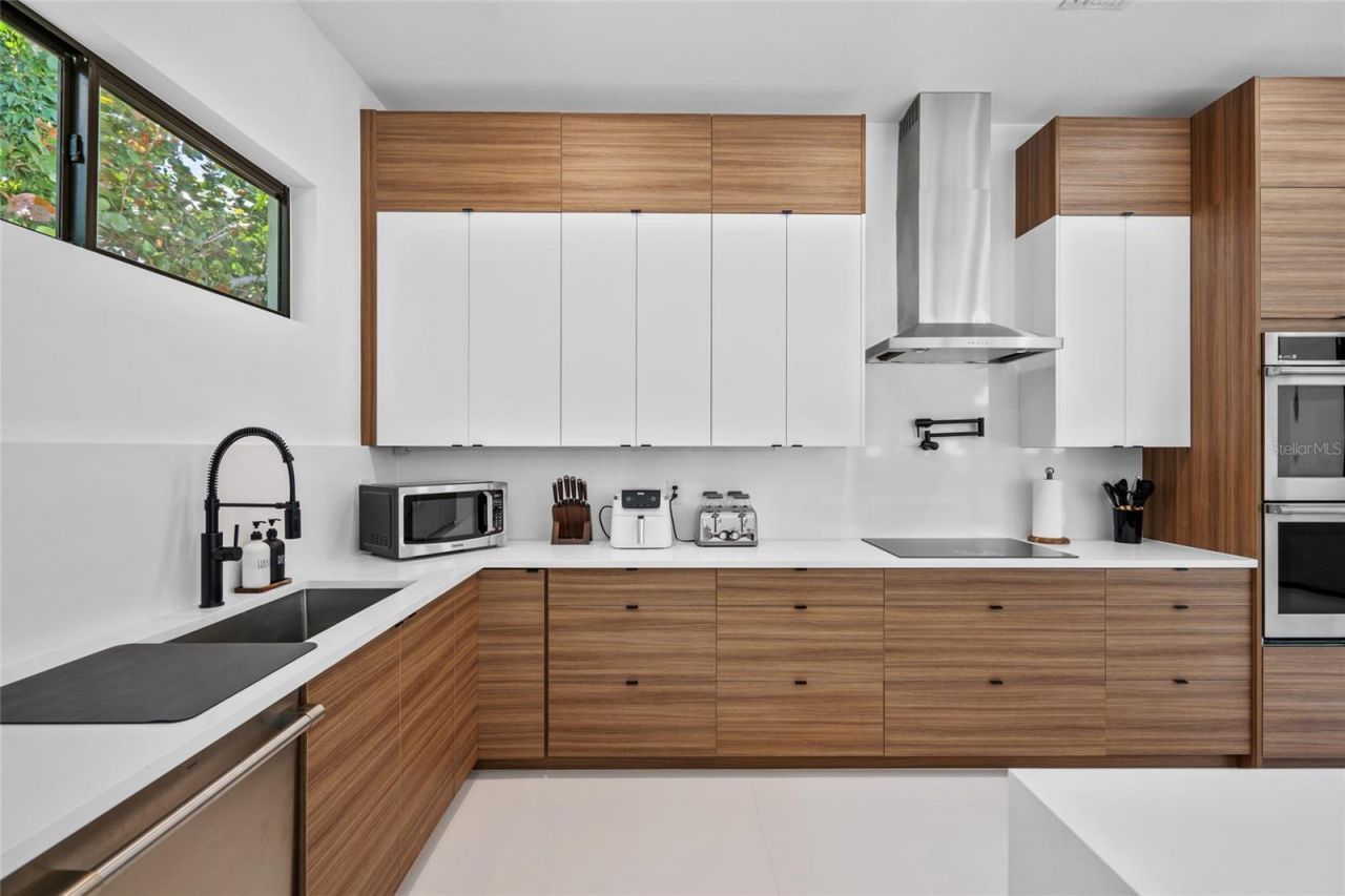2441 Webber Street, Sarasota, FL 34239 Photo