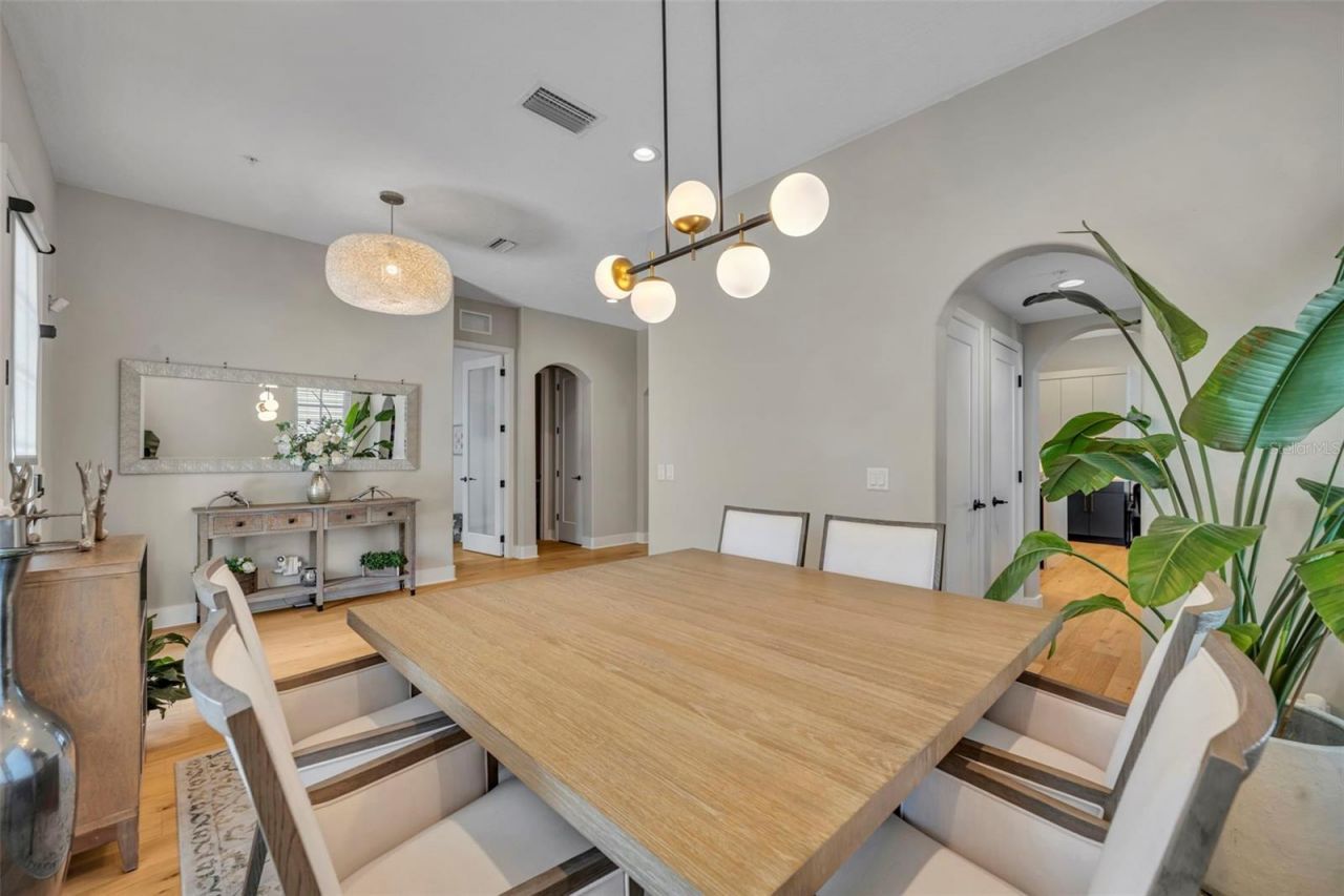 2074 Shaw Lane, Orlando, FL 32814 Photo