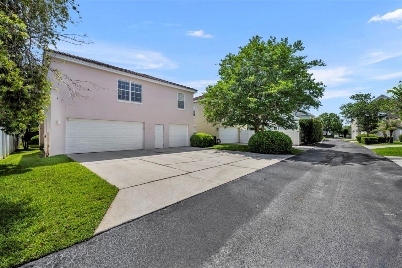 2074 Shaw Lane, Orlando, FL 32814 Photo