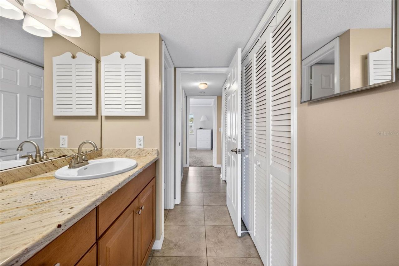 1008 Apollo Beach Boulevard, Unit 206, Apollo Beach, FL 33572 Photo