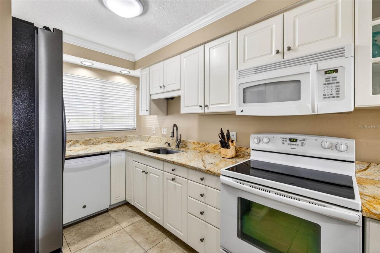 1008 Apollo Beach Boulevard, Unit 206, Apollo Beach, FL 33572 Photo
