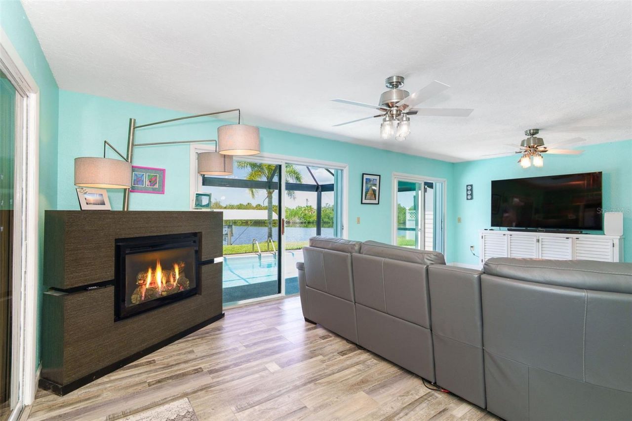 4195 Surfside Court , Port Charlotte, FL 33948 Photo