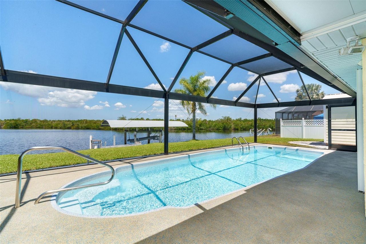 4195 Surfside Court , Port Charlotte, FL 33948 Photo