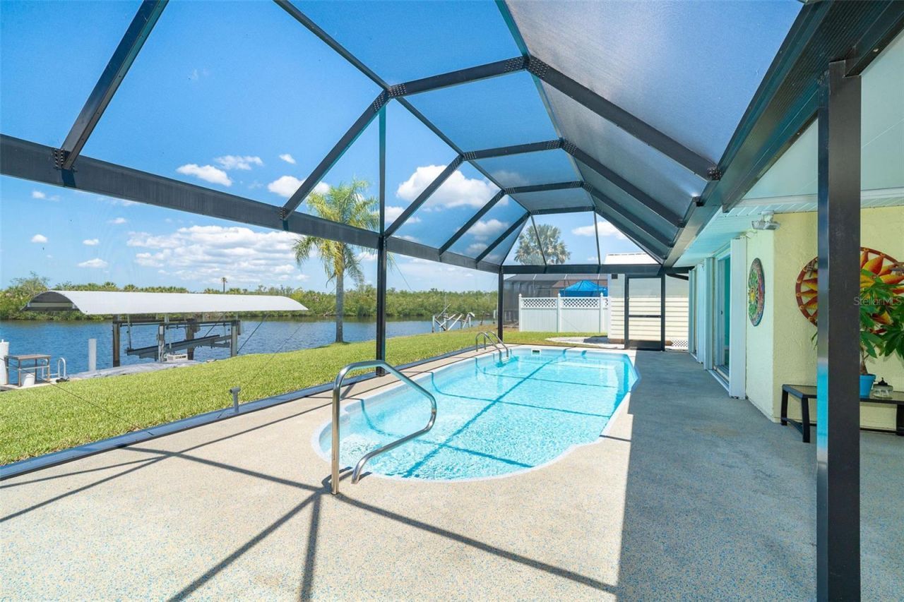 4195 Surfside Court , Port Charlotte, FL 33948 Photo