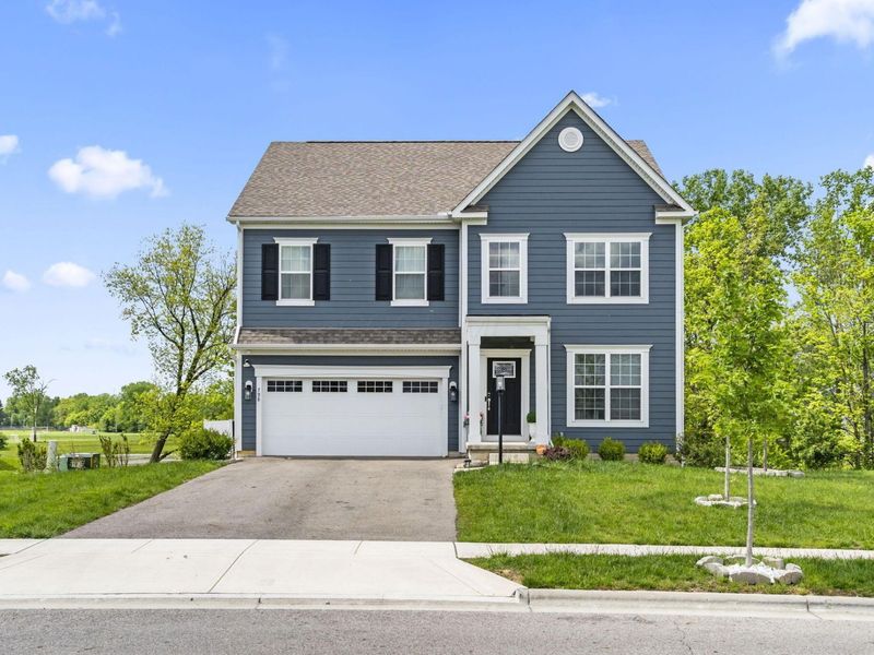 798 Avebury Drive , Pickerington, OH 43147 Photo 1