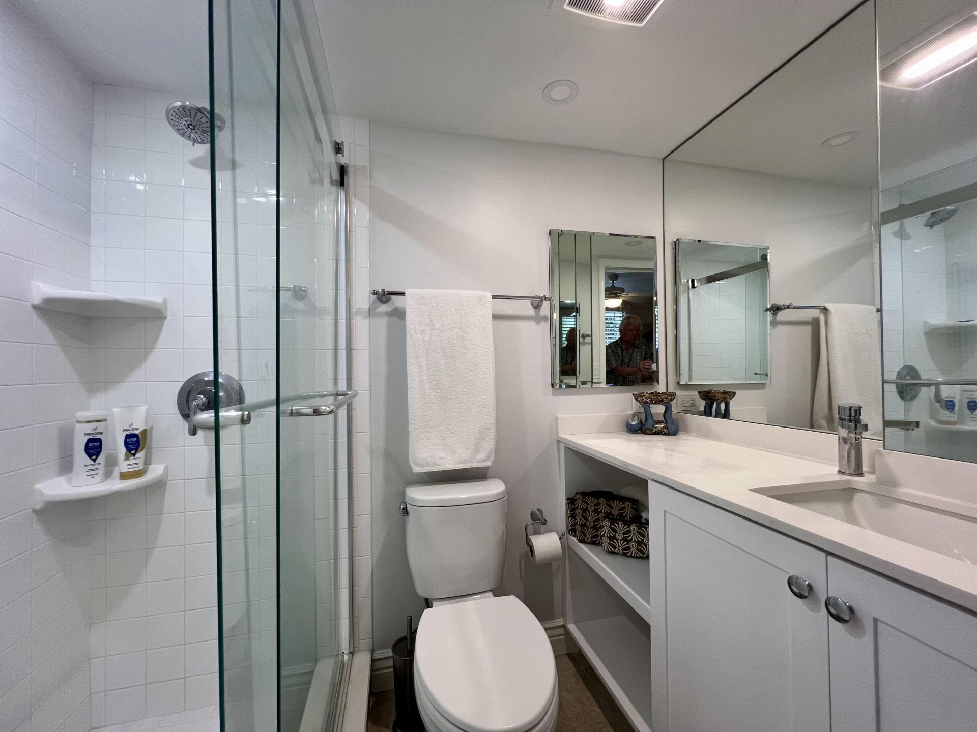 139 Sunrise Avenue, Unit 204, Palm Beach, FL 33480 Photo