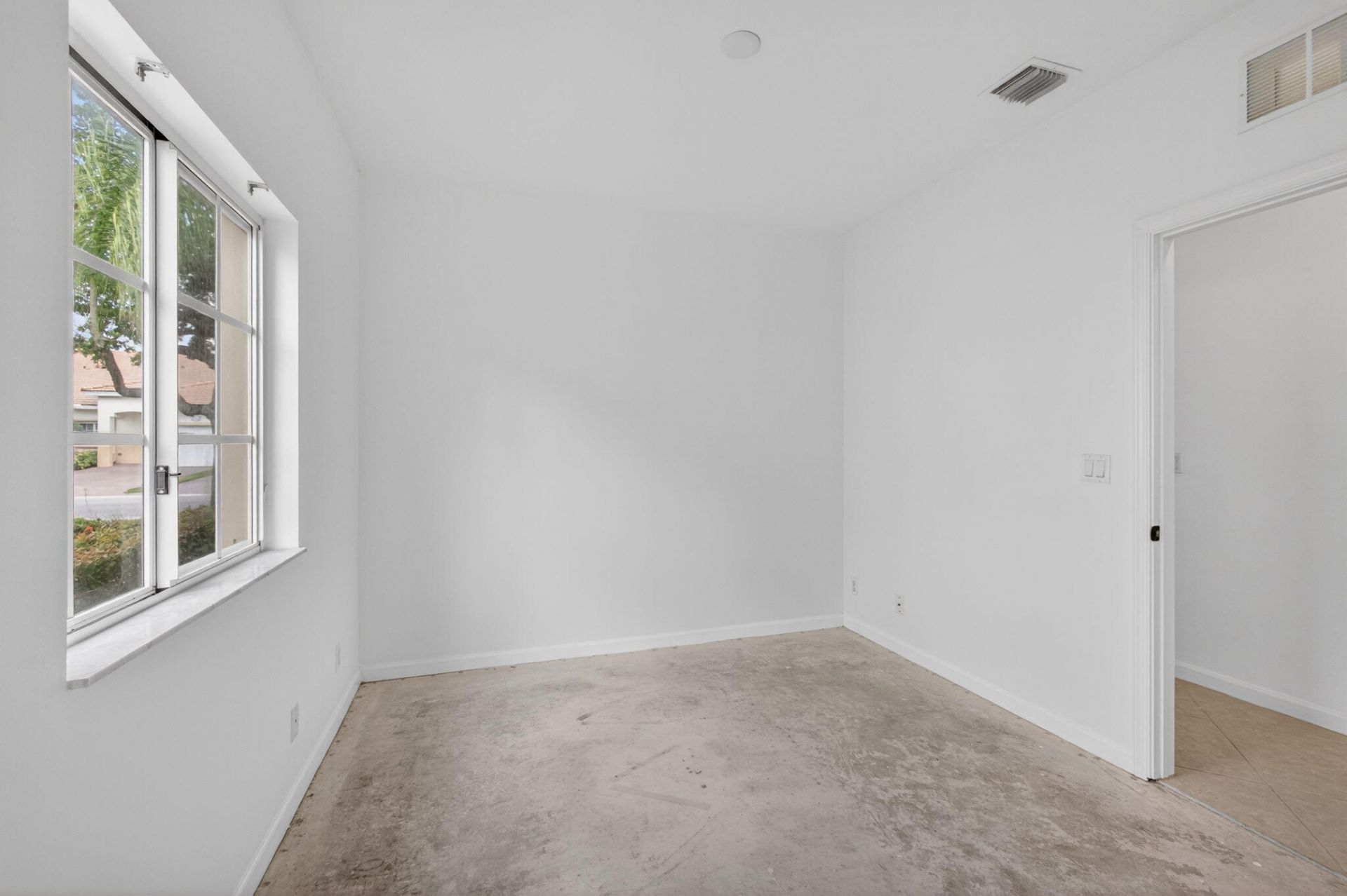 2344 Windjammer Way, West Palm Beach, FL 33411 Photo