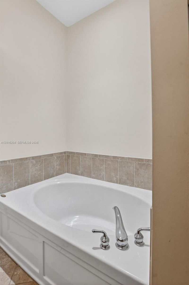 933 NW 18th Ave , Boca Raton, FL 33486 Photo