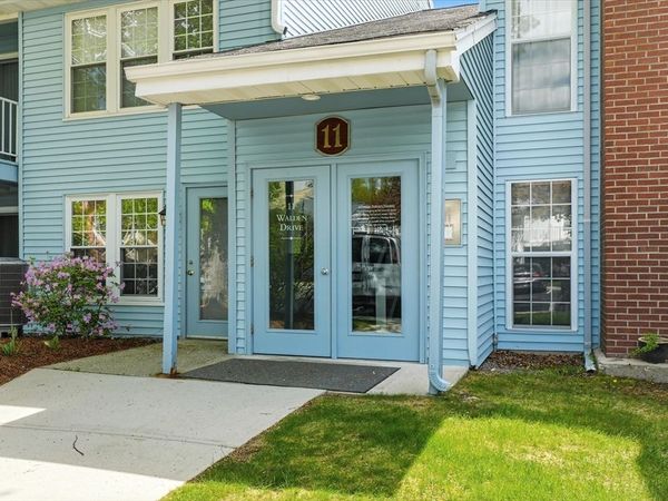 11 Walden Dr, Unit 10, Natick, MA 01760