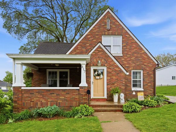 317 W Grand Street, Monticello, IA 52310