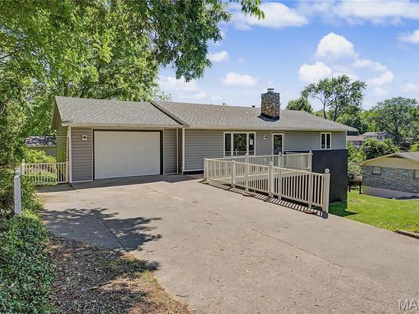 1725 Georgia Street , Cape Girardeau, MO 63701