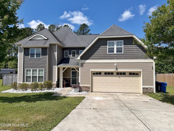 703 Stagecoach Drive , Jacksonville, NC 28546