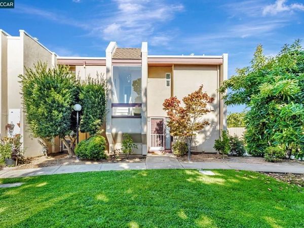 820 Hooshang Ct, Cupertino, CA 95014