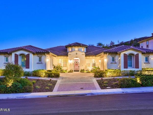 11290 Crenshaw Street, Moorpark, CA 93021