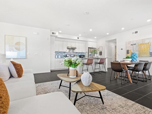 2011 Mahuron Circle, San Jose, CA 95133