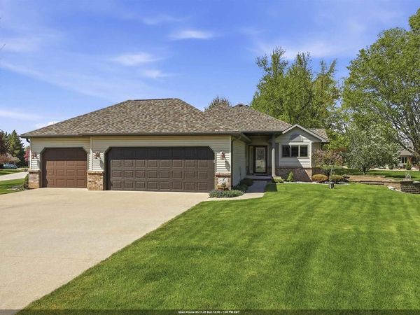 W5472 EDELWEISS COURT, Appleton, WI 54913