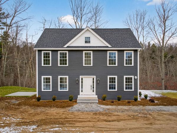 335 Raymond Road, Chester, NH 03036