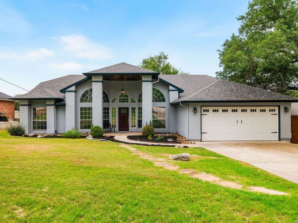1122 Midnight, San Antonio, TX 78260