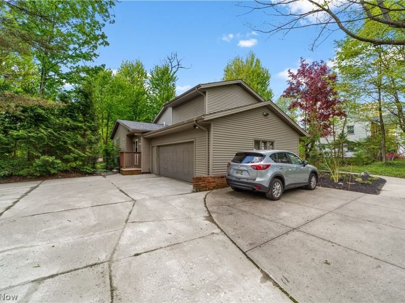 29526 Bryce Road, Cleveland, OH 44124 Photo 40
