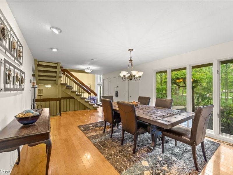 29526 Bryce Road, Cleveland, OH 44124 Photo 6