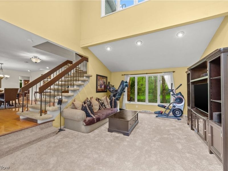 29526 Bryce Road, Cleveland, OH 44124 Photo 8
