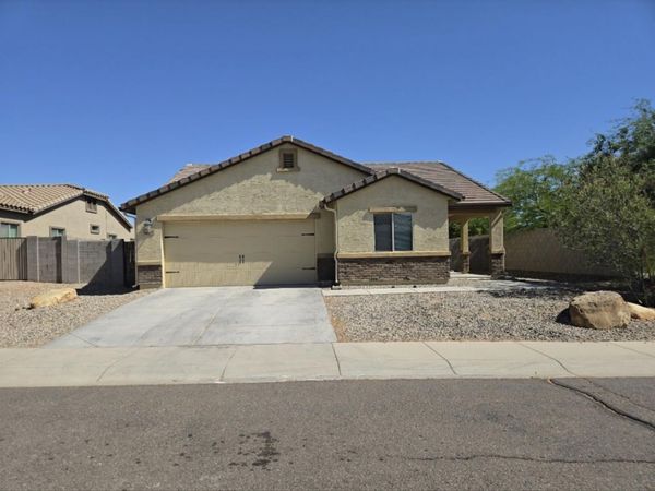 494 W BLACK HAWK Place, Casa Grande, AZ 85122
