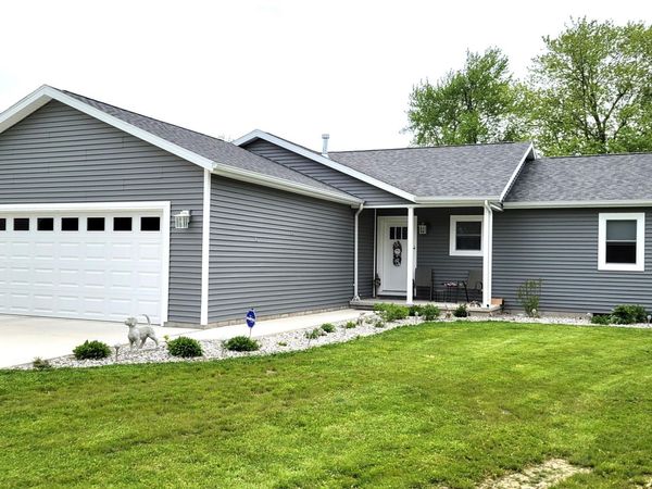 410 N Park Lane, Pioneer, OH 43554