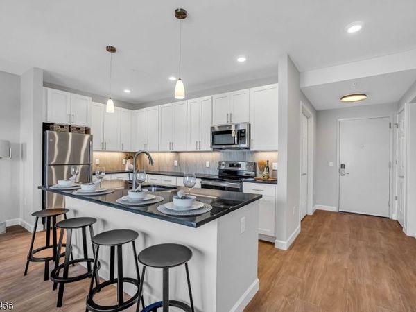 2003 Morris Ave, Unit 305, Union, NJ 07083