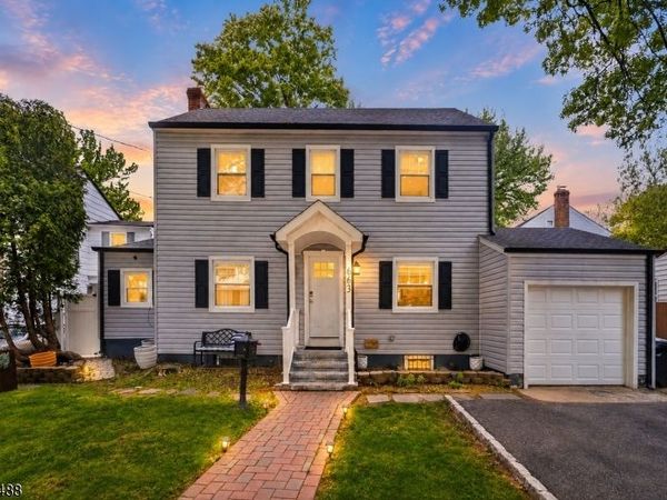 663 S Center St, Orange, NJ 07050
