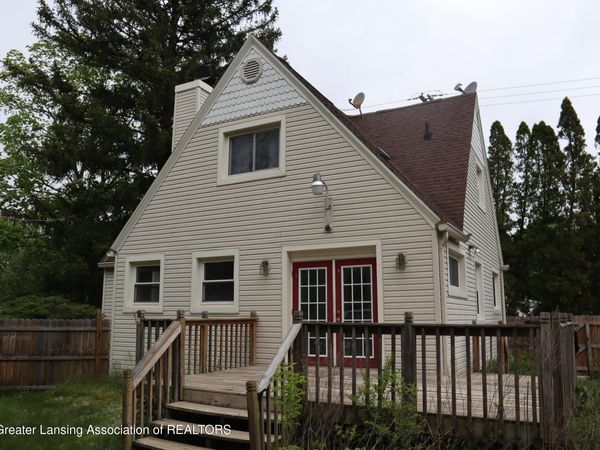 5601 S Washington Avenue, Lansing, MI 48911