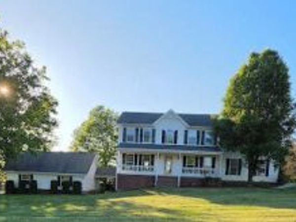 17289 Crabtree Court, Bristol, VA 24202