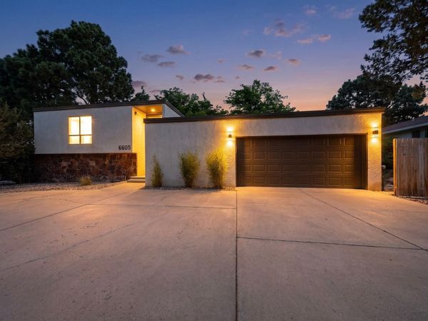6605 Loftus Avenue NE, Albuquerque, NM 87109
